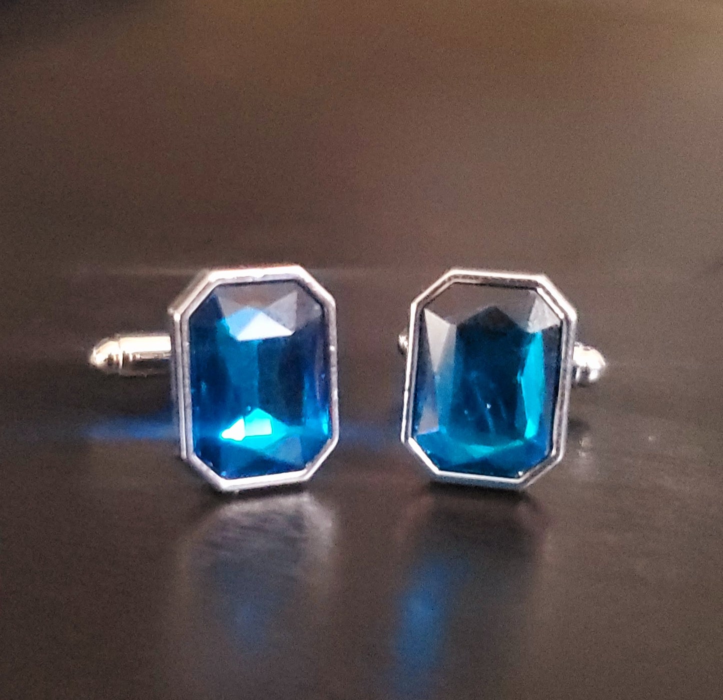 BLUE RHINESTONE CUFFLINKS