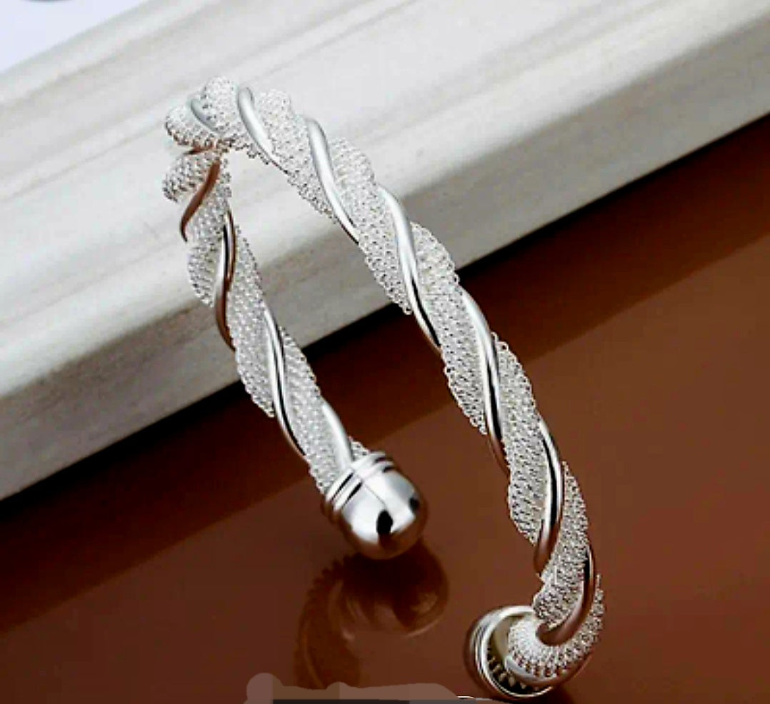 SILVER STAINLESS STEEL BRACLET