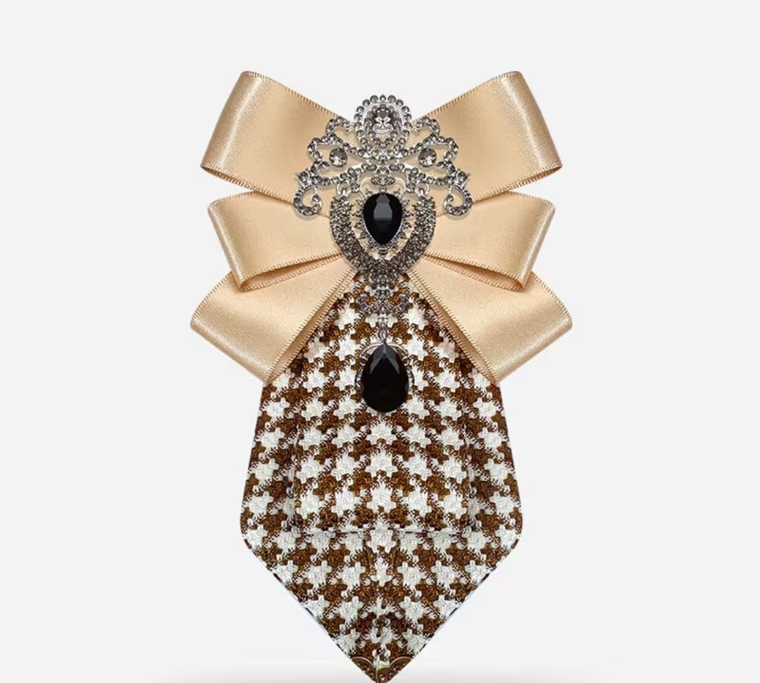FASHIONABLE BOWTIE BROWN