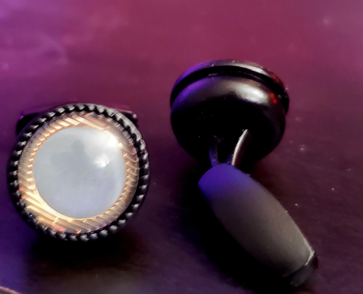 BLACK METAL CUFFLINKS
