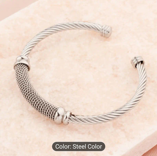 SILVER UNISEX STAINLESS STEEL BRACLET